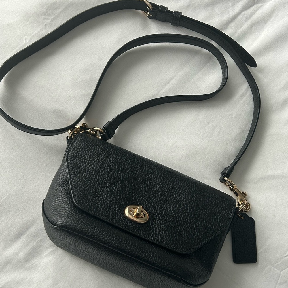Clack Karlee Crossbody